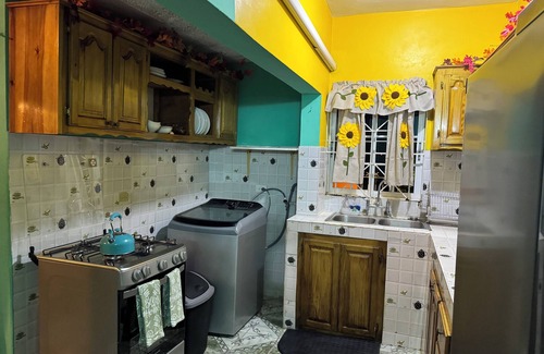 Portmore Casa | Cozy 2-bedroom house in adorable Portmore with AC, WiFi
