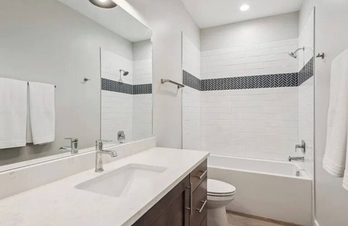 Kamas Casa | Cozy 2-bedroom house in tranquil Kamas with WiFi, AC