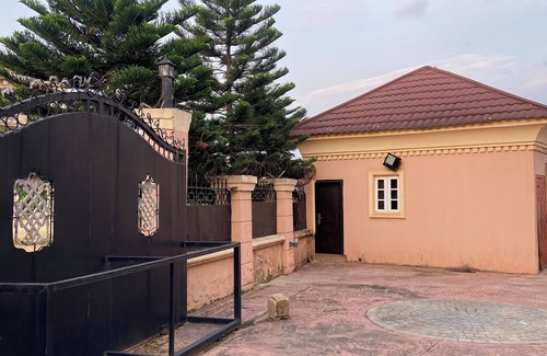 Jabi Apartamento | Cozy 2 bedroom in a mansion @life camp, secured and in the city center
