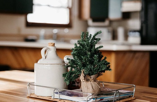 Crosslake Cabina | Cozy 2 Bedroom Lakefront Cabin on Crosslake w/Sauna