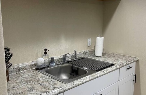 Lakeview Apartamento | Cozy 2 bedroom Mainstreet Stay