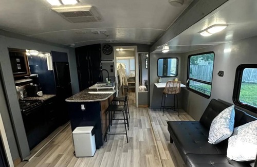 Baytown Casa | Cozy 2-bedroom mobile home in lovely Baytown with AC