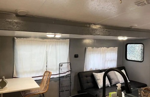 Baytown Casa | Cozy 2-bedroom mobile home in lovely Baytown with AC