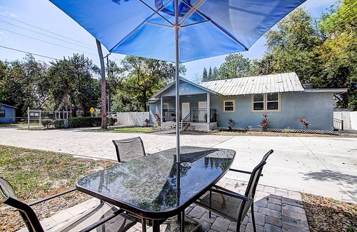 East Tampa Apartamento | Cozy 2 bedroom Near Downtown Pet-Friendly