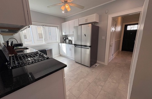 Garwood Casa | Cozy 2-bedroom, Newly Remodeled & Fully Furnished in Convenient Garwood. Pets OK