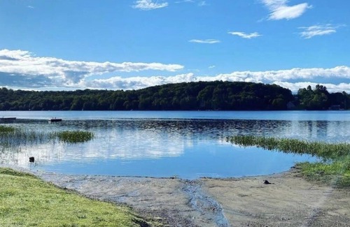 Huntsville Cabaña | Cozy 2 Bedroom Pet-friendly Cottage!