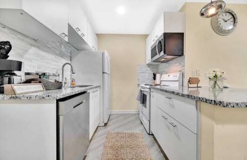 Charlotte Casa | Cozy 2 Bedroom Pineville-Matthews Duplex w/Hot Tub