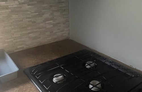 Stockbridge Casa | Cozy 2-bedroom RV with WiFi and AC in peaceful Jonesboro