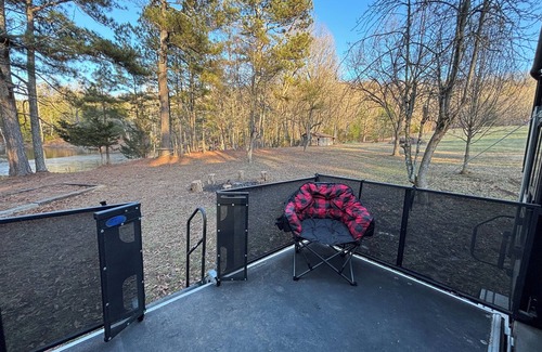 LaFayette Casa | Cozy 2-bedroom RV with private pond in charming La Fayette