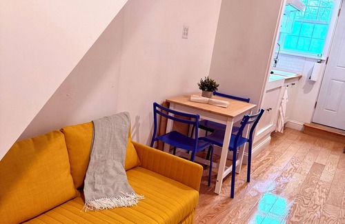 Queens Casa | cozy 2-bedroom suite in NYC!