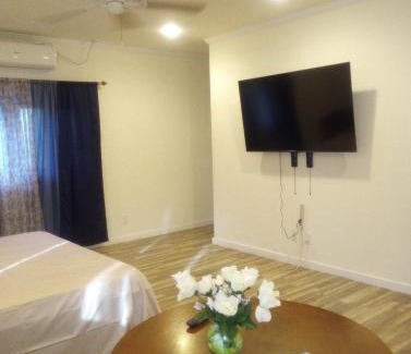 Westwind Apartamento | Cozy 2-bedroom townhome
