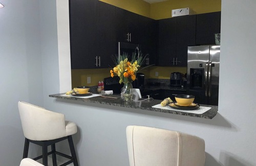 Miramar Casa | Cozy 2-bedroom townhome in awesome Miramar with AC, WiFi