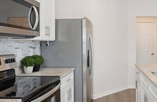 Southmont Casa | Cozy 2 bedroom Townhome in charming Trinity with privacy and close to Interstate