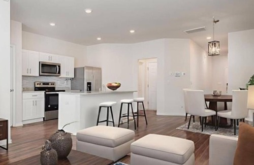 Southmont Casa | Cozy 2 bedroom Townhome in charming Trinity with privacy and close to Interstate