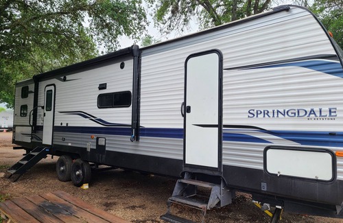 Castroville Casa | Cozy 2-bedroom Travel Trailer in Castroville, walking distance to the river.