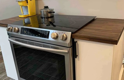 The Gap Apartamento | Cozy 2 Bedroom unit-15mins Dwtn!
