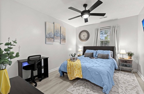 North Charleston Condominio | Cozy 2-bedroom condo in North Charleston, close to downtown and beaches.