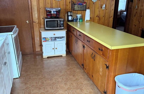 Jacksons' Gap Cabina | Cozy 2-bedroom with 180 water views