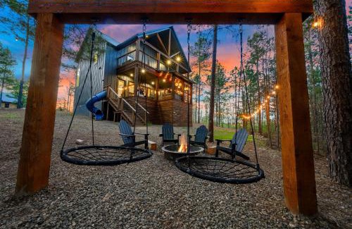 Broken Bow Casa | Cozy, 2 King Suites, Game Deck, Hot Tub, Firepit, Save In Taxes