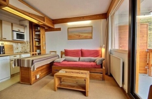 Plagne Centre Apartamento | Apartamento cómodo de 2 habitaciones con vista al Mont-Blanc, parking, a 50m de las pistas