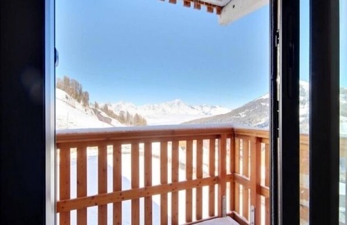 Plagne Centre Apartamento | Apartamento cómodo de 2 habitaciones con vista al Mont-Blanc, parking, a 50m de las pistas