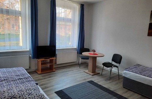 Zwickau Apartamento | Cozy 2 room apartment (No.2) - close to the center in Zwickau - KSD holiday apartments
