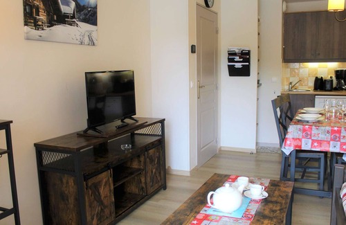 Les Claux Apartamento | Apartamento acogedor para 4 personas en Vars Les Claux, a pie de pistas con piscina y parking privado