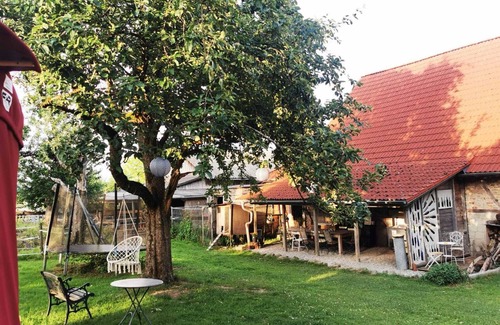 Wald Alquiler De RV | Acogedora yurta de 28 m² con vistas a las estrellas, zona de barbacoa y baño independiente