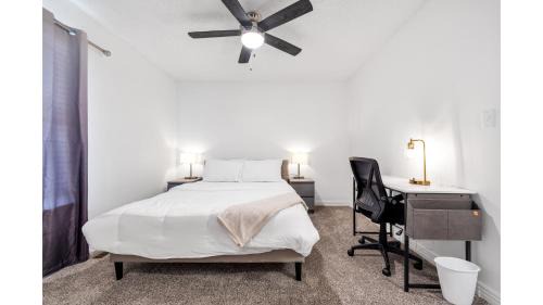 Bentonville Apartamento | Cozy 2BD Near Walmart HQ with Long Stay Savings
