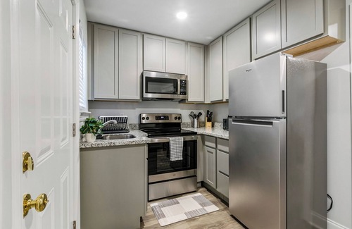 Covington Apartamento | Cozy 2Bed 1Bath Property Near Downtown Covington and St. Tammany Hospital