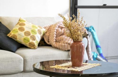 Waterloo Apartamento | Cozy 2Beds APT with Pool Access in Waterloo