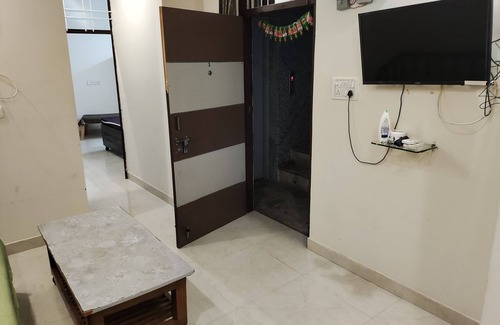 Adarsh Nagar Apartamento | COZY 2BHK Home On VRBO