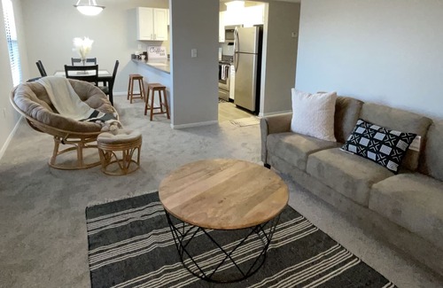 Prattville Apartamento | Cozy 2BR/ 2B minutes away from the Prattville Center