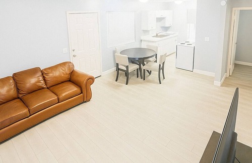 Downtown Las Vegas Apartamento | Cozy 2BR 2BA on Fremont street 3 min walk from Fremont experience.