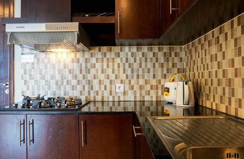 Karet Apartamento | Cozy 2BR at Empyreal Epicentrum Apartment By Travelio