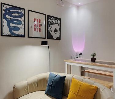 Sasa Apartamento | Cozy 2BR Condo Near Davao Airport with Samal View