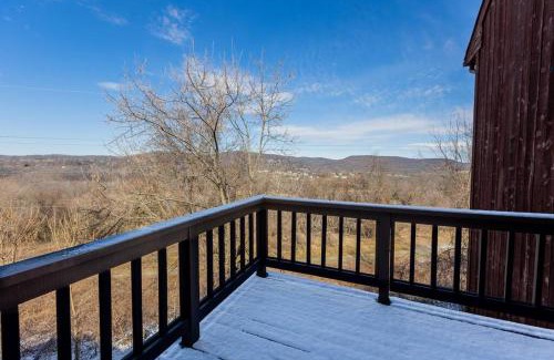 Vernon Apartamento | Cozy 2BR condo w/valley views