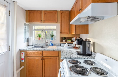 Buckroe Beach Casa | Furnished 2BR Cottage Walk to Buckroe Beach 30+ Day Stays Only