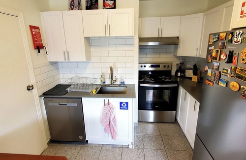 Weston Casa | Cozy 3 bed 2 bath in Weston Village