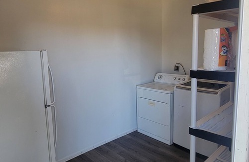 Bullhead City Casa | Cozy 3-bed home Pet friendly near Beaches on the River and close to Shopping!