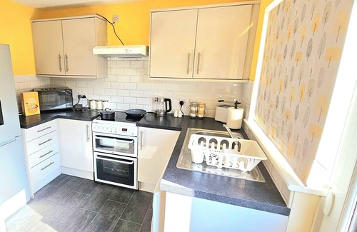 Milton Keynes Casa | Cozy 3 Bed House in Willen - MILTON KEYNES