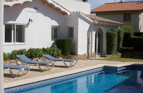 L Almadrava Casa | Villa con Piscina y BBQ a 500m de la Costa für 6 Pers in L'Ametlla de Mar
