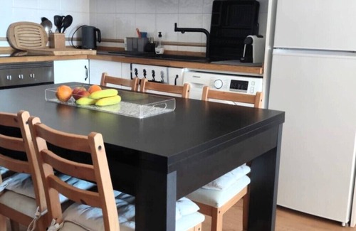 Bouvet Island Apartamento | Cozy 3 bedr apt - Peaceful Area - Pool/Beach/Parking