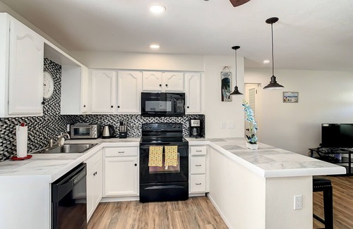 Port Charlotte Casa | Cozy 3-Bedroom 2 bath for 8 with pool near Boca Grande