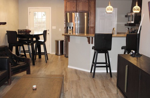 McAllen Apartamento | Cozy 3-bedroom apartment in McAllen Texas.