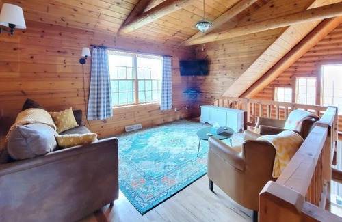 Laurium Cabina | Cozy 3-bedroom cabin with 2 indoor wood fireplaces