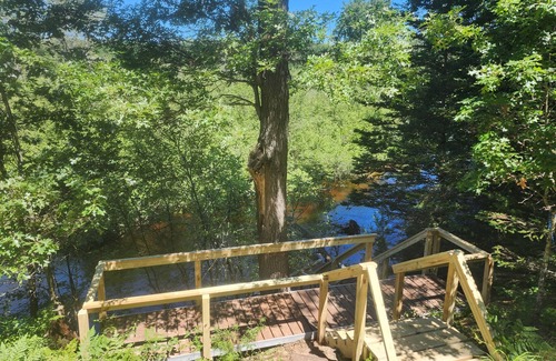Free Soil Cabaña | Cozy 3-bedroom cottage on the river in peaceful Free Soil!