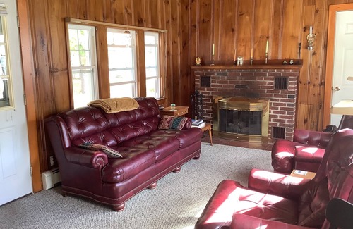 Westbrook Casa | Cozy 3 Bedroom Farmhouse Master bedroom w/private Bath