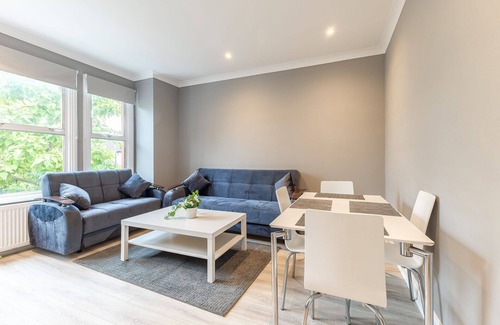 Mapesbury Apartamento | Cozy 3-bedroom Flat in Willesden Green London
