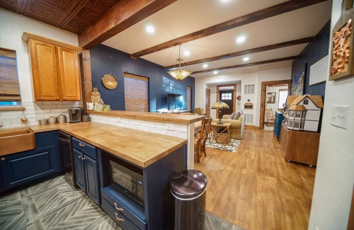 Delta Casa | Cozy 3-Bedroom Grand Chalet in Delta, Colorado